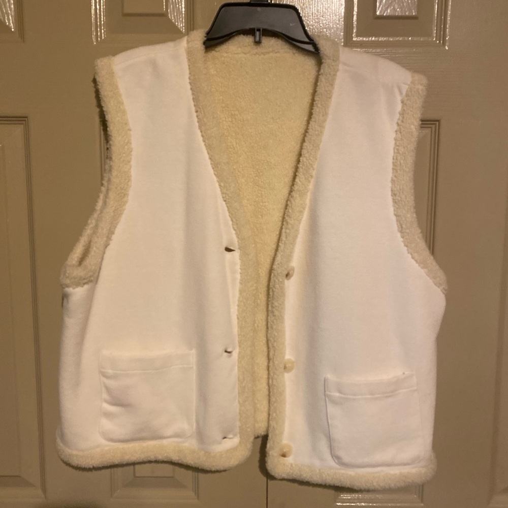 Women’s Liz & Co Reversible Beige Sz L Vest